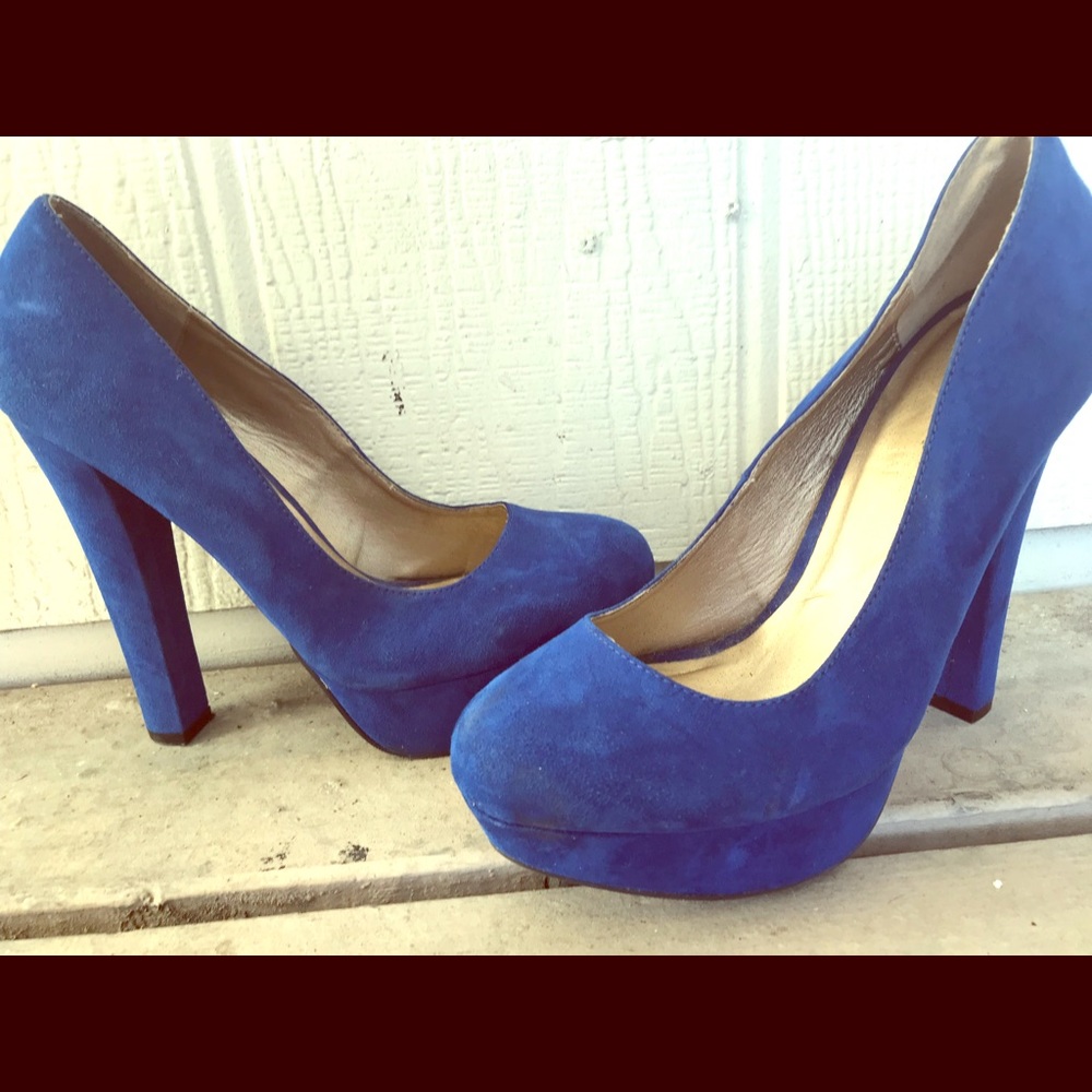 Blue Pumps